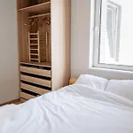 Zonnig Appartement Met Prachtig Uitzicht Op A+Locatie
